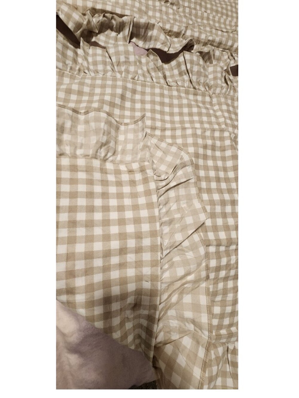 NWT: Tan Gingham Print Duvet Cover Set, Includes 2 Pillowcases (King Size) - Picture 6 of 9